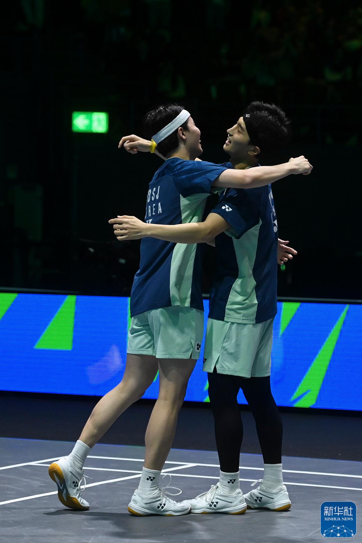 开云官方app入口-包含韩国羽毛球队完胜丹麦羽毛球队，安赛龙制霸全场的词条