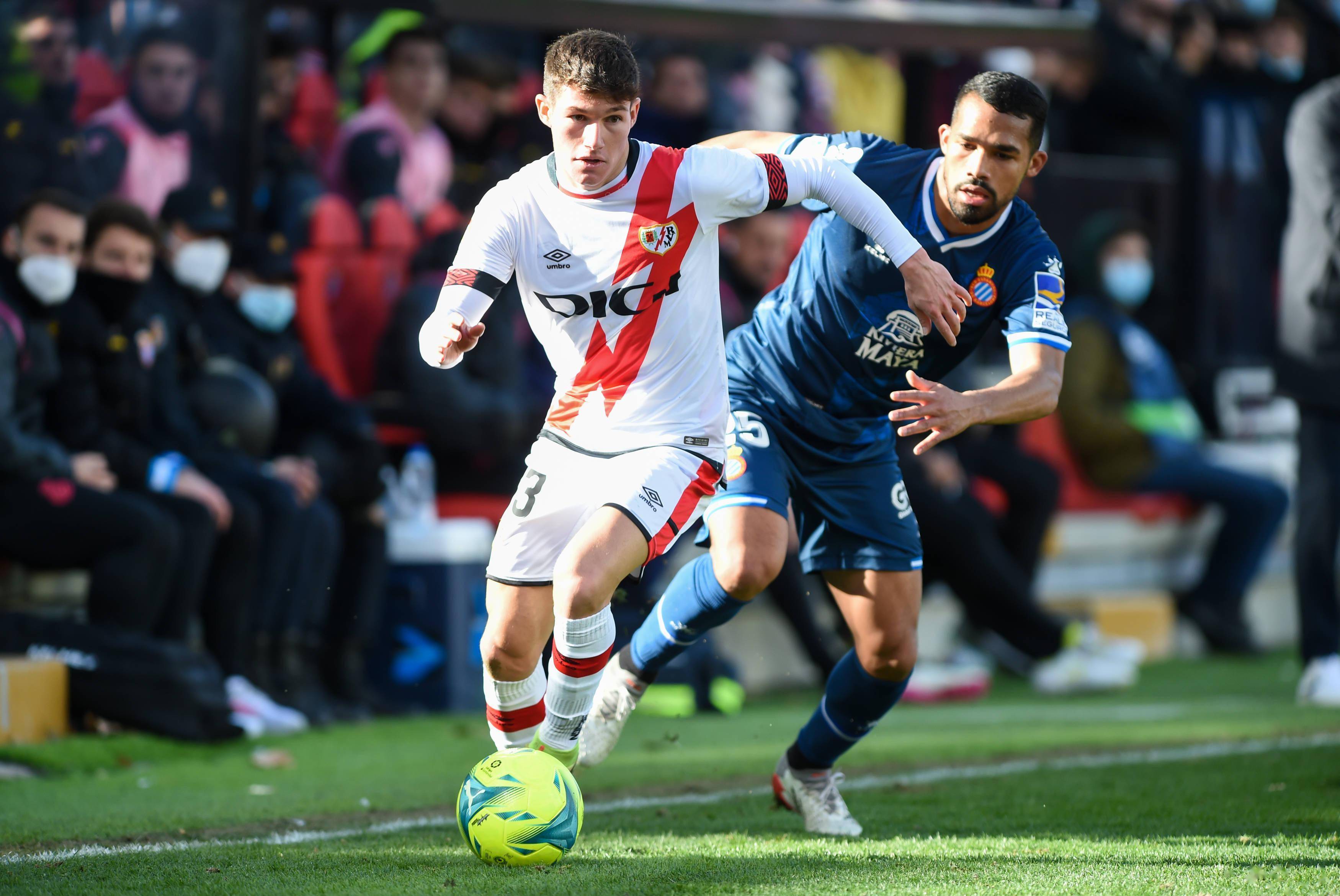 包含利兹联主场击败巴列卡诺,豪取三分的词条 包含利兹联主场击败巴列卡诺,豪取三分的词条