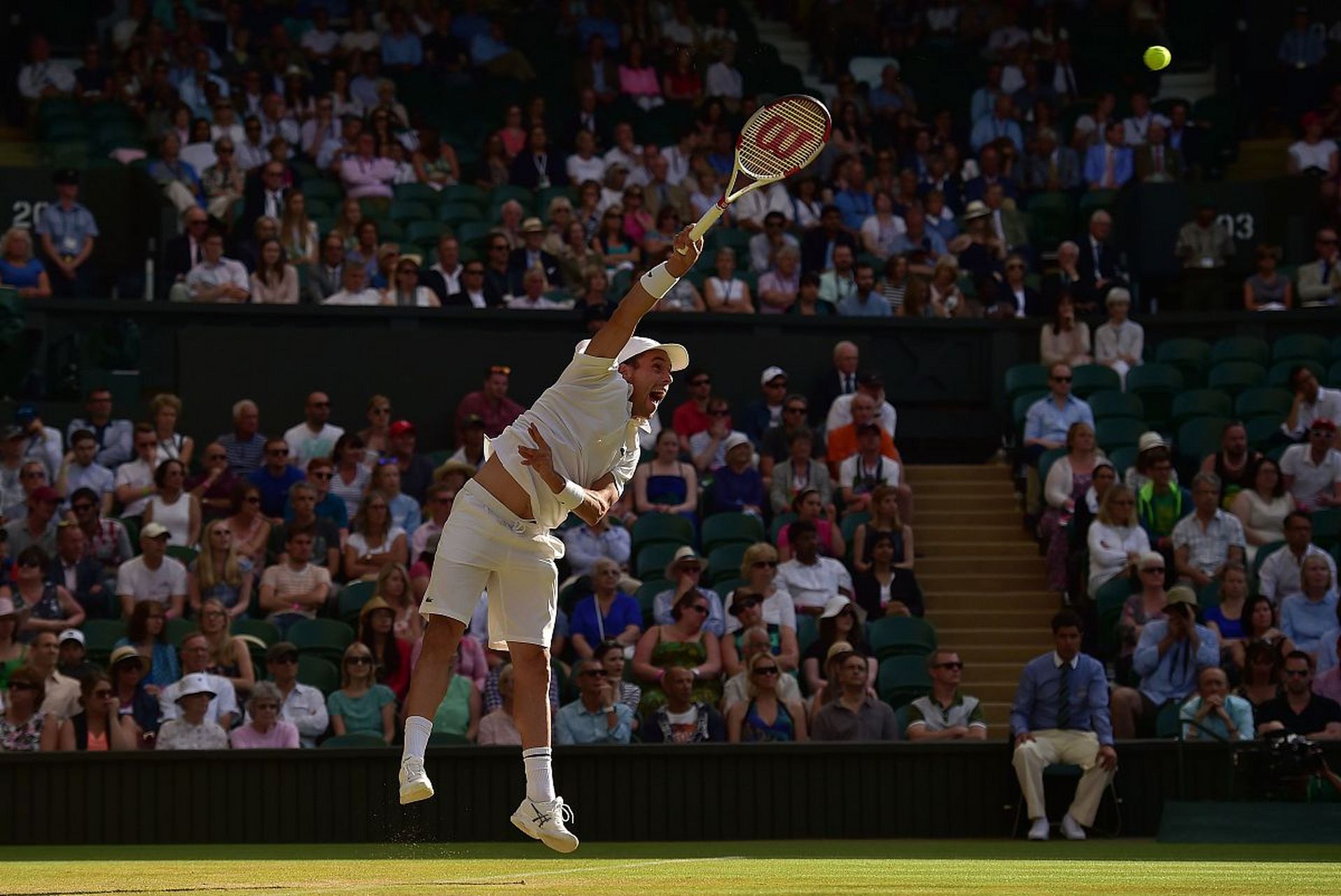 关于足球比赛中的精彩瞬间，让球迷们沸腾不已的信息