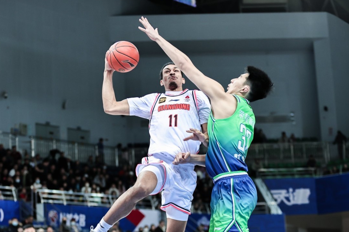 开云体育平台APP-广东队在较量中击败上海，实力出众