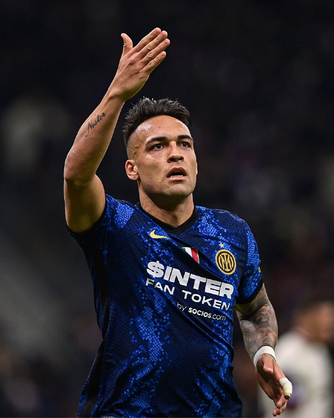 瑞士力克乌克兰,夏凡诺维奇大演帽子戏法的简单介绍 瑞士力克乌克兰,夏凡诺维奇大演帽子戏法的简单介绍