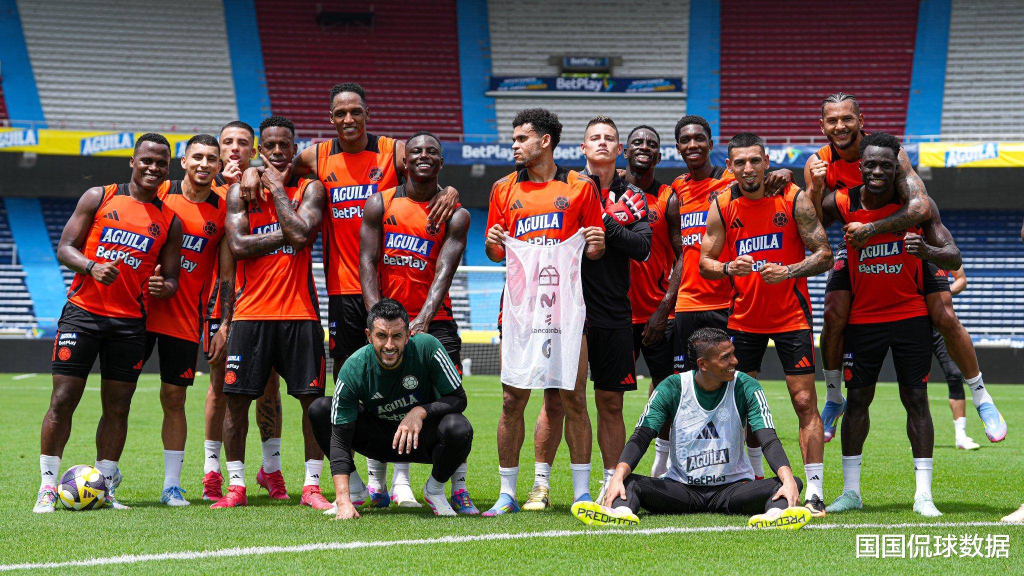 包含秘鲁队在国际比赛中连胜士气高涨实力强大的词条