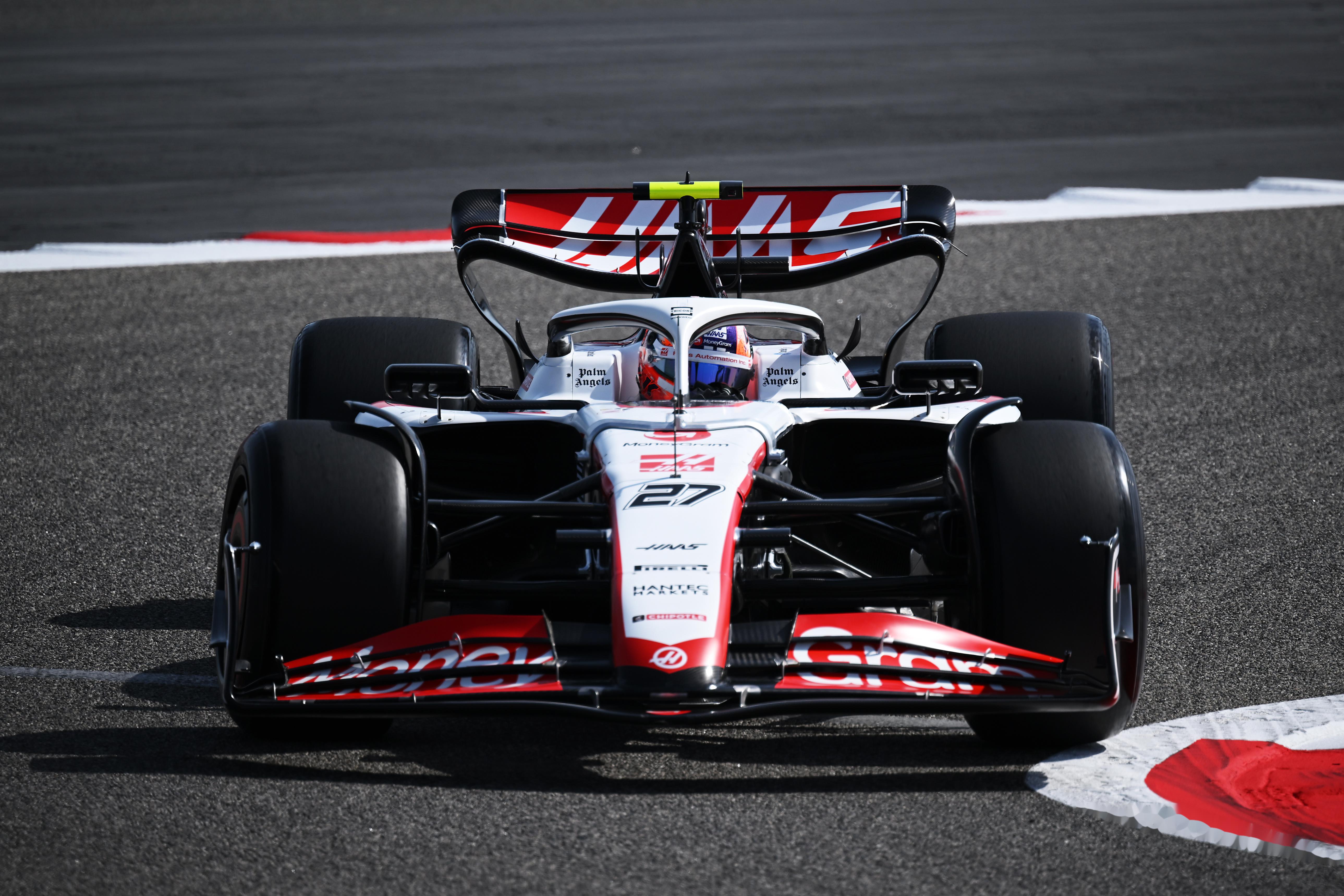 关于哈斯车队横扫威廉姆斯，皮亚斯特里高光表现的信息