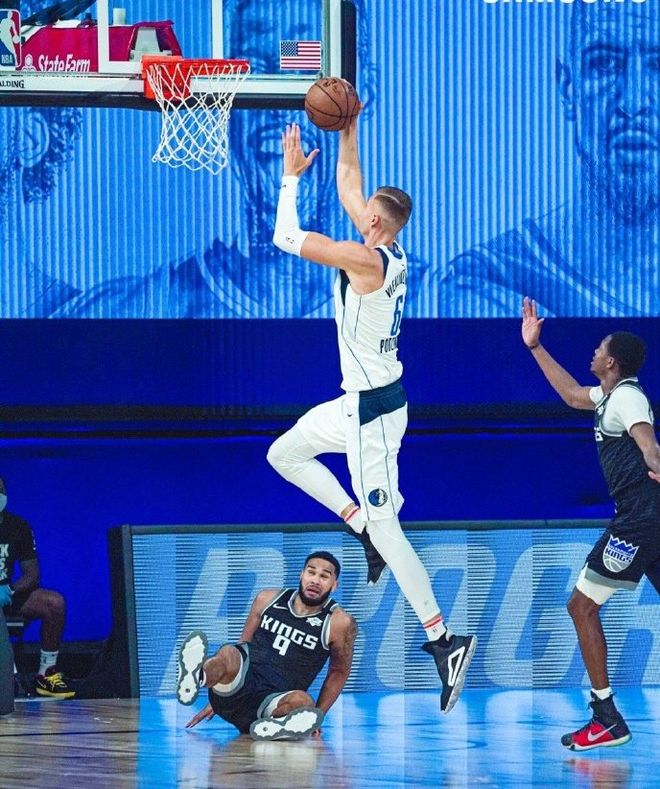 英格兰队逆转日本队，波尔状态火热的简单介绍