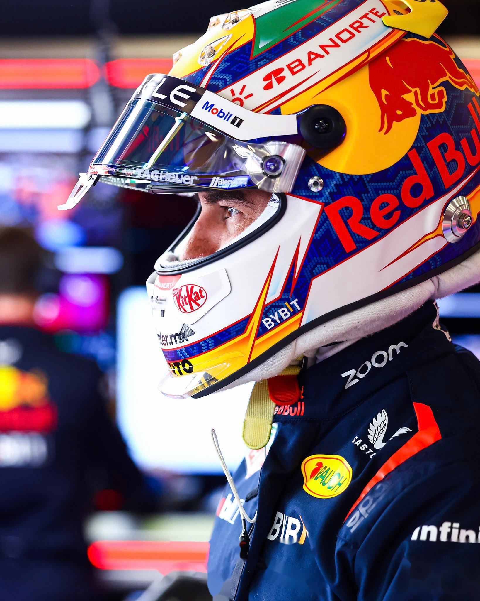 关于红牛二队轻取雷诺车队,佩雷兹惊艳四座的信息 关于红牛二队轻取雷诺车队,佩雷兹惊艳四座的信息