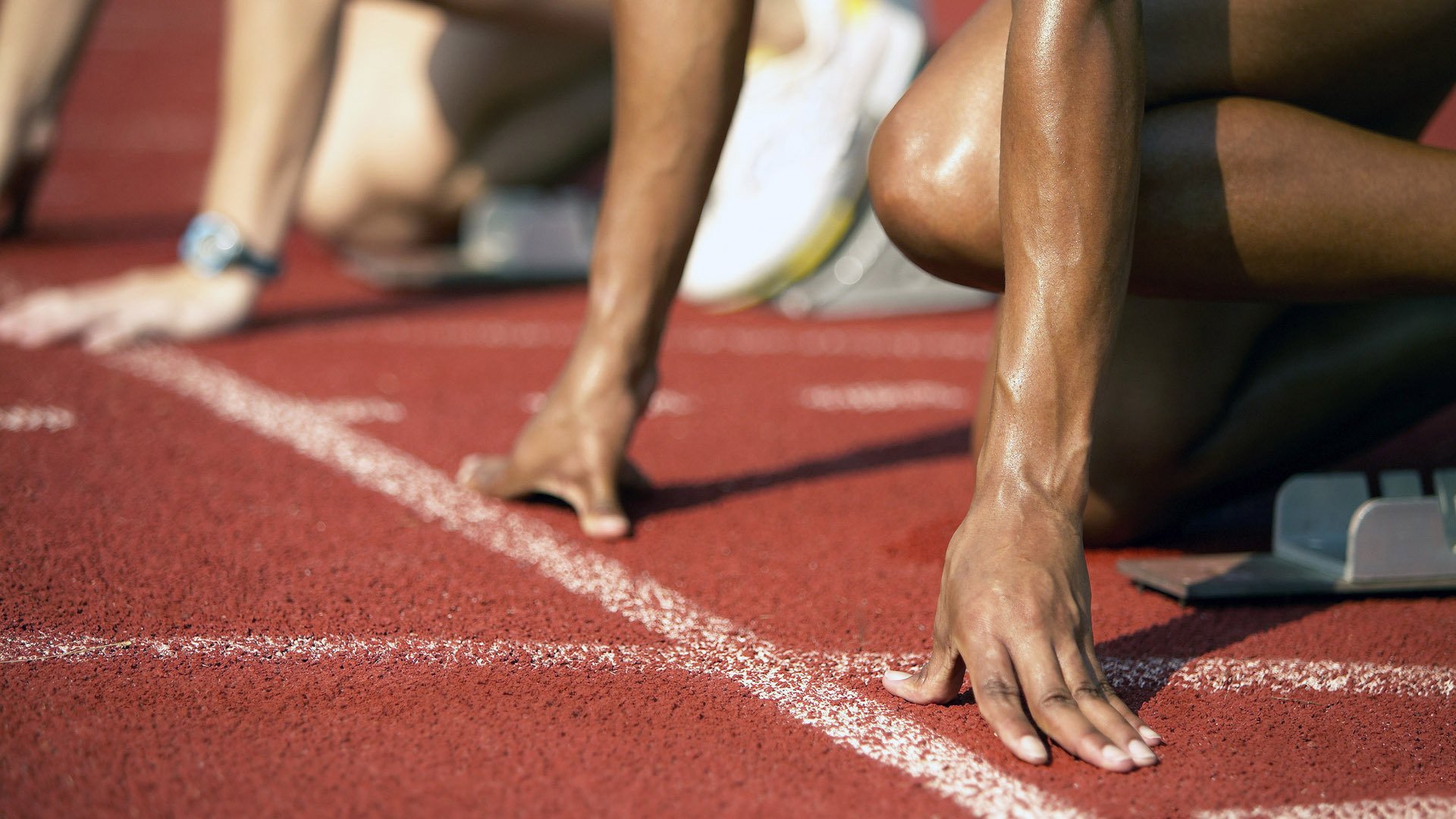 弗拉霍维奇攻防两端统治,突尼斯爆冷拿下巴拉圭