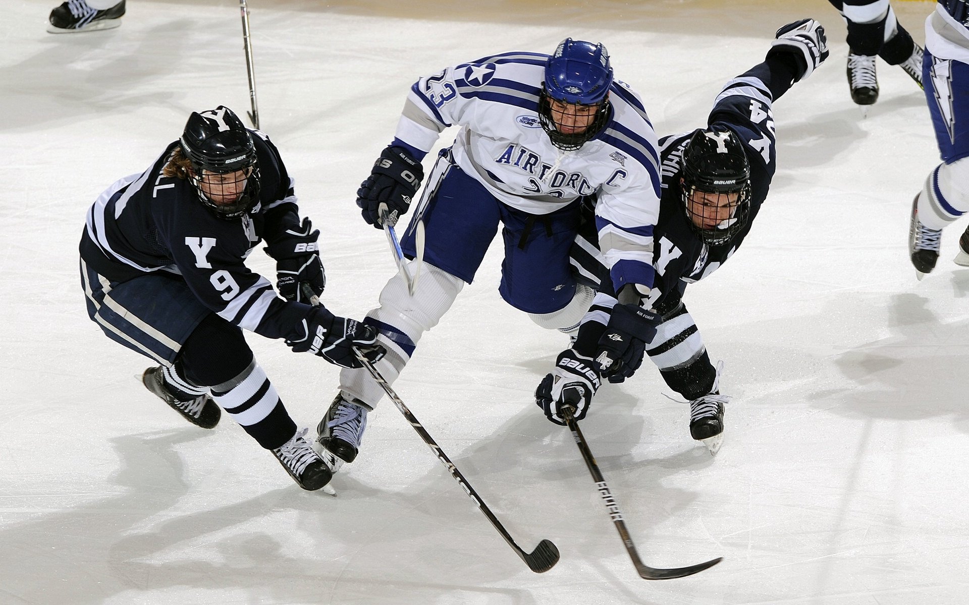 战术革命还是偶然爆发？卡马文加单兵撕裂德国防线背后的国际米兰基因